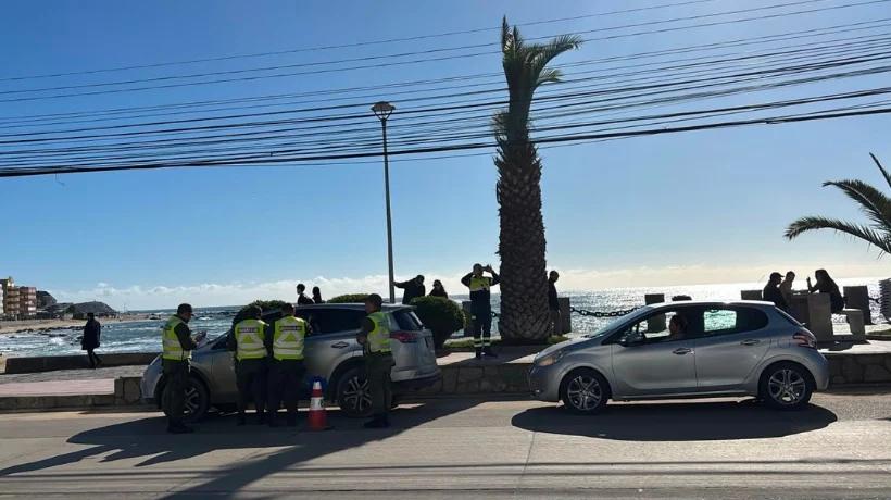 Chofer de microbús da positivo a marihuana durante operativo preventivo de SENDA y Carabineros en Algarrobo